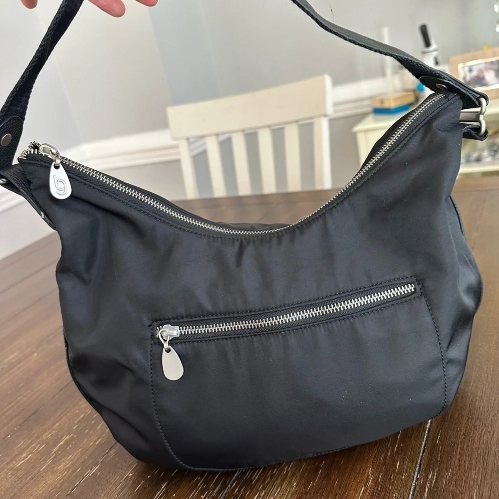 Baggallini hobo bag